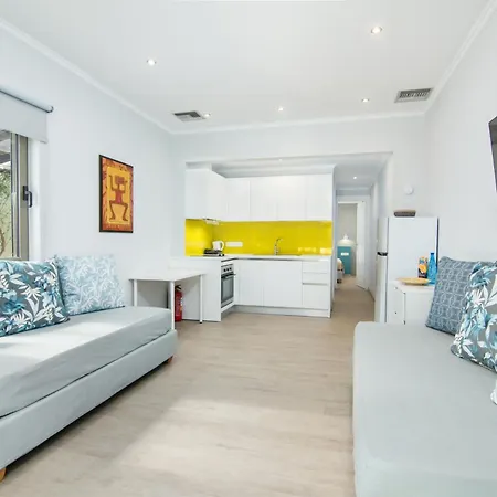 Apartman Helion Guviá