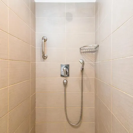 Helion דירה גאוביה